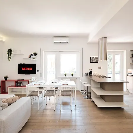 Apartment 15 Minutes From The Vatican - Free Wi-fi & Netflix Rome